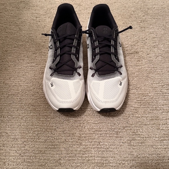 On Running Black and White Athletic Shoes - Picture 9 of 9